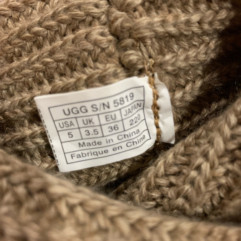 Ugg Classic Tan Cardy Boots - Picture 6 of 8